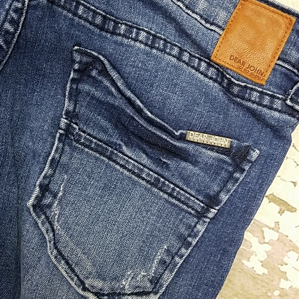 LAST CHANCE Dear John jeans